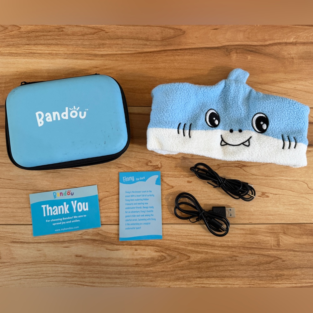 Bandou 2.0 Kids Headband Headphones- Finny the Shark